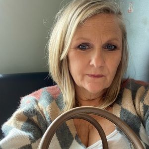 Meet your Posher, Pam ford